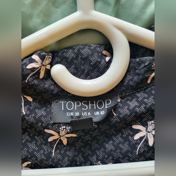 Topshop silky blouse with small flower pattern - Picture 3 of 4